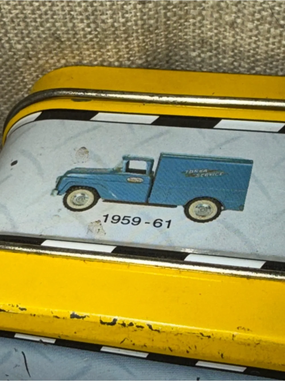 Tonka Toys Hasbro 1999 Mini Lunchbox Storage Collectible 90’s Vintage Used Pre O